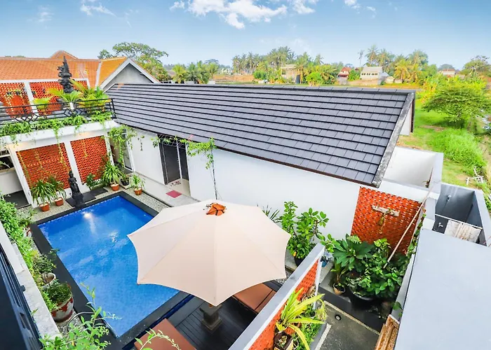 White Blue House 1 - Pvt Room, Shared Pool&kitchen Guest house