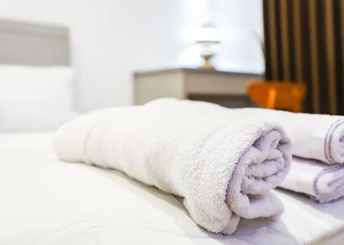 White Blue House 1 - Pvt Room, Shared Pool&kitchen Guest house 3*